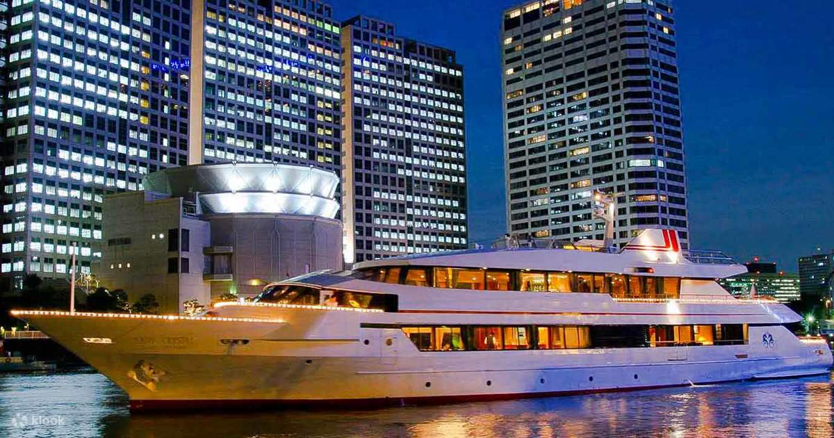 Cocktail Yacht Cruise by Night Klook